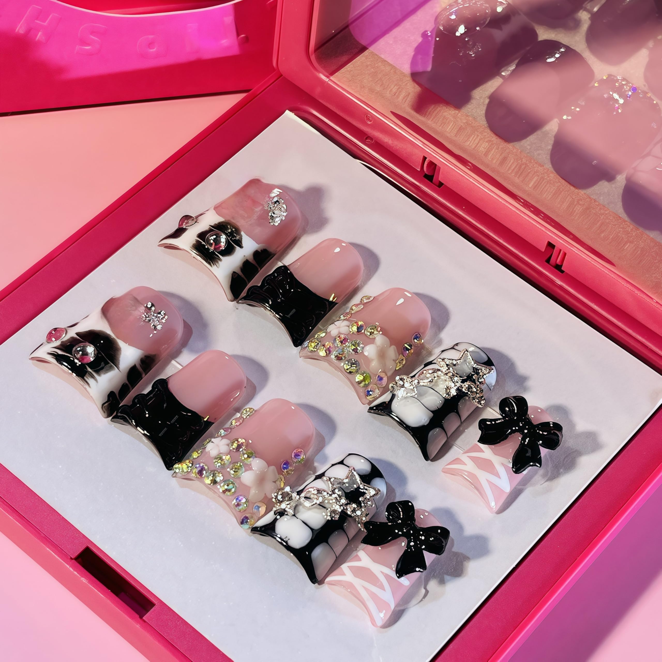 Black Ribbon Short Duck Press-On Nails